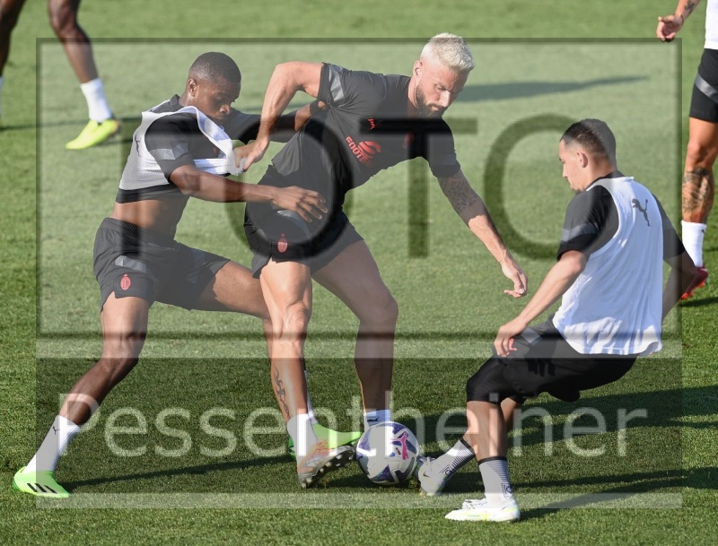 Training AC Milan (25.07.2022)_11