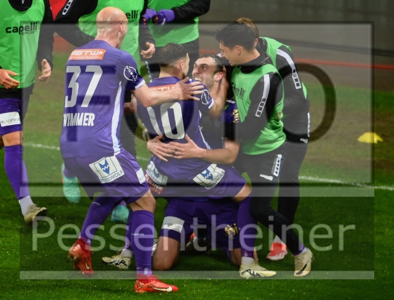 SK Austria Klagenfurt - FC Red Bull Salzburg (24.04.2024)_31