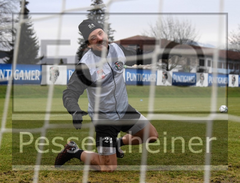 Trainingsstart RZ Pellets WAC (04.01.2021)_4