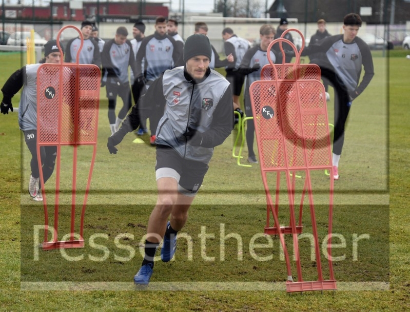 Trainingsstart RZ Pellets WAC (04.01.2021)_11