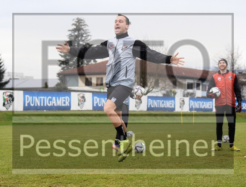 Trainingsstart RZ Pellets WAC (04.01.2021)_17