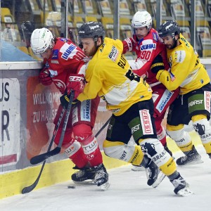 EC-KAC - HC Pustertal Wölfe (12.12.2021)_10