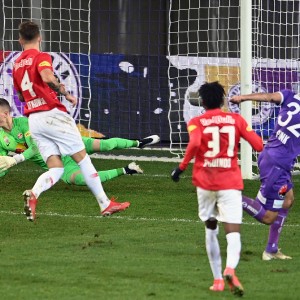 SK Austria Klagenfurt - FC Red Bull Salzburg (27.11.2021)_12