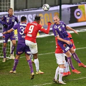 SK Austria Klagenfurt - FC Red Bull Salzburg (27.11.2021)_21