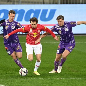 SK Austria Klagenfurt - FC Red Bull Salzburg (27.11.2021)_2