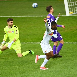 SK Austria Klagenfurt - FC Red Bull Salzburg (24.04.2024)_4